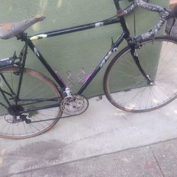 VINTAGE FUJI ACE XL STEEL 12 SPD ROAD BIKE RIDES GREAT 💯
