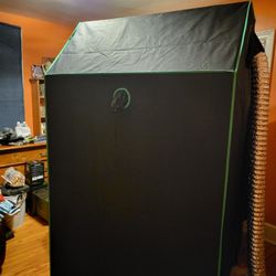 4'x4' Grow Tent