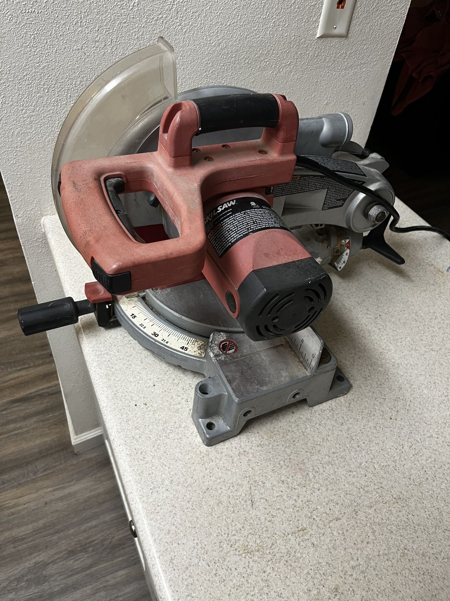 Saw