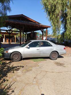 2000 Toyota Camry
