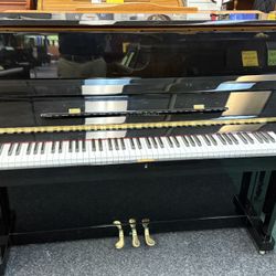 Yamaha U1 Studio Piano
