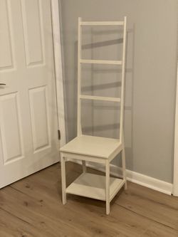 Stool For Blankets To Hang 