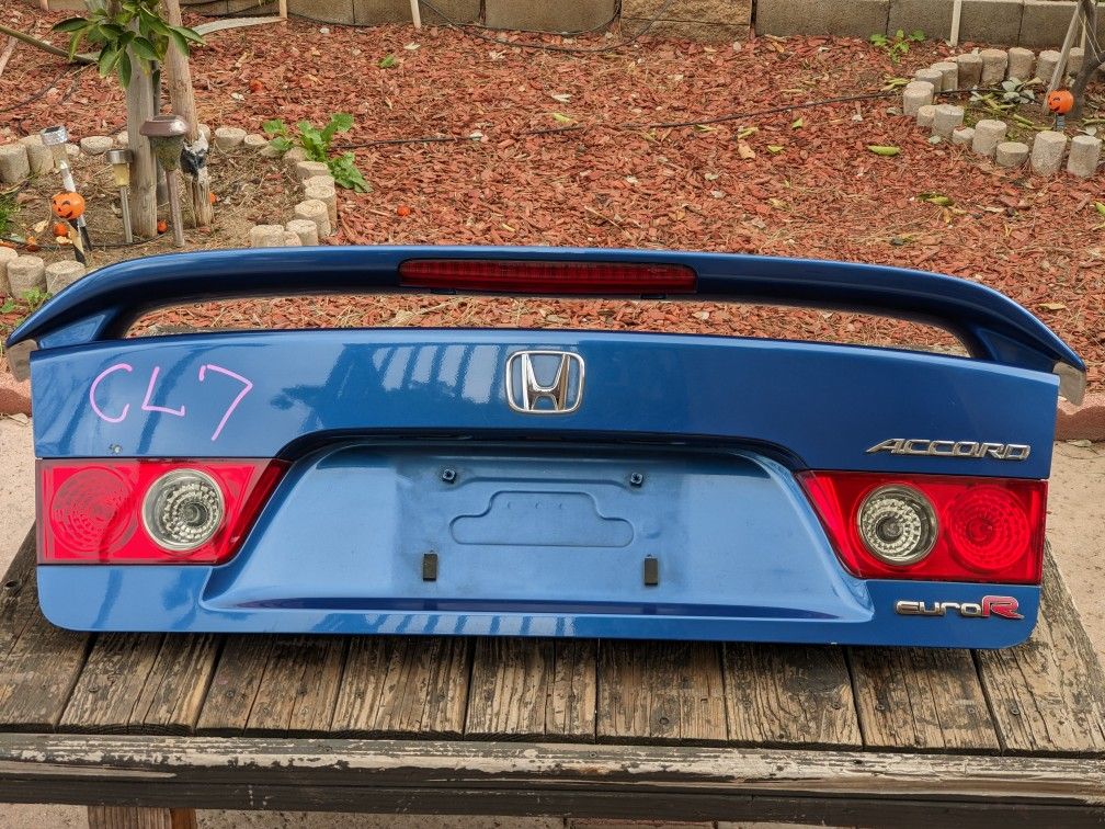 06-08 tsx JDM Euro-R trunk lid with wing & inner tail lights