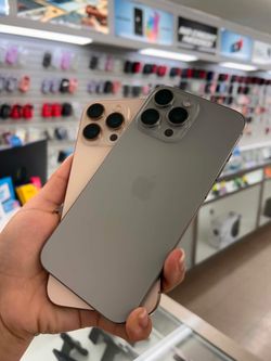 iPhone 16 pro max 256gb UNLOCK