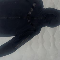 Nike Tech Size Medium 