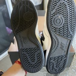 New Balance - White & Black