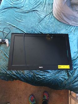 35 inch sanyo flat screen 20 bucks