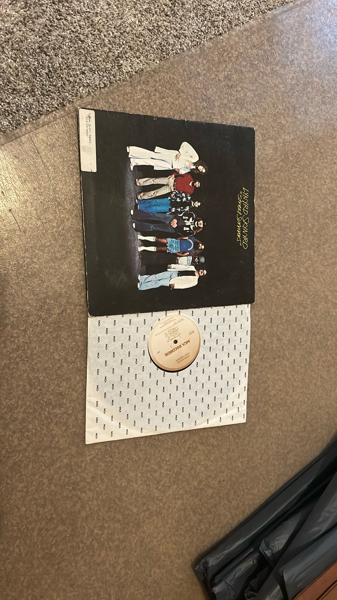 Record/Album Skynyrd