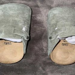 song month Brand-New Birkenstocks – Merging Style with Comfort!