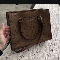 GUESS BAG LUXURY 