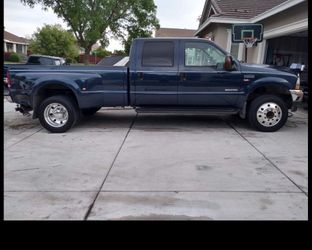 2004 Ford F-550