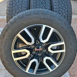 2025 OEM ORIGINAL TAKEOFFS GMC SIERRA AT4 TIRES GOODYEAR ALL-TERRAIN 90 % DOT 0225 $ 1100 FIRM 