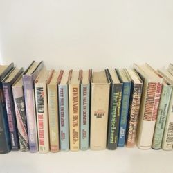 John D MacDonald 32 pc Hardcover Travis McGee First Printing Early Printing