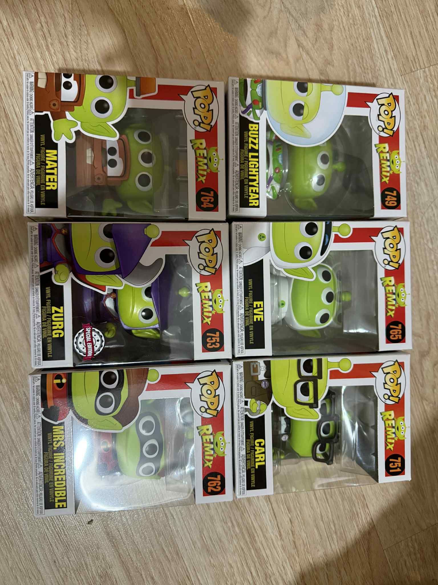 Funko Pop Toy Store Alien Remix