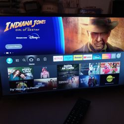 Digital 32-in Samsung TV With Smart Roku Setup And Remote $60 Firm