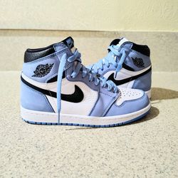Mens Air Jordan 1 Retro High (University Blue)