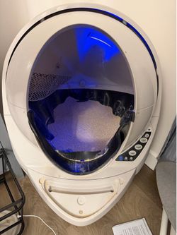 Automatic Self-Cleaning Cat Litter Box / Litter-Robot Style