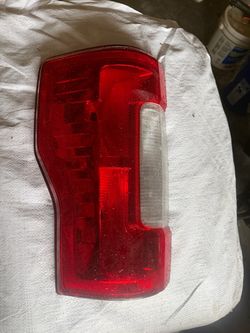 Left (driver side) Tail Light Assembly