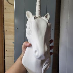 3 Cermanic Unicorn Heads 
