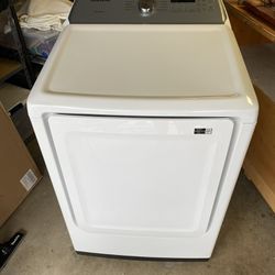 Brand New - Samsung 7.4-cu ft Electric Dryer, White