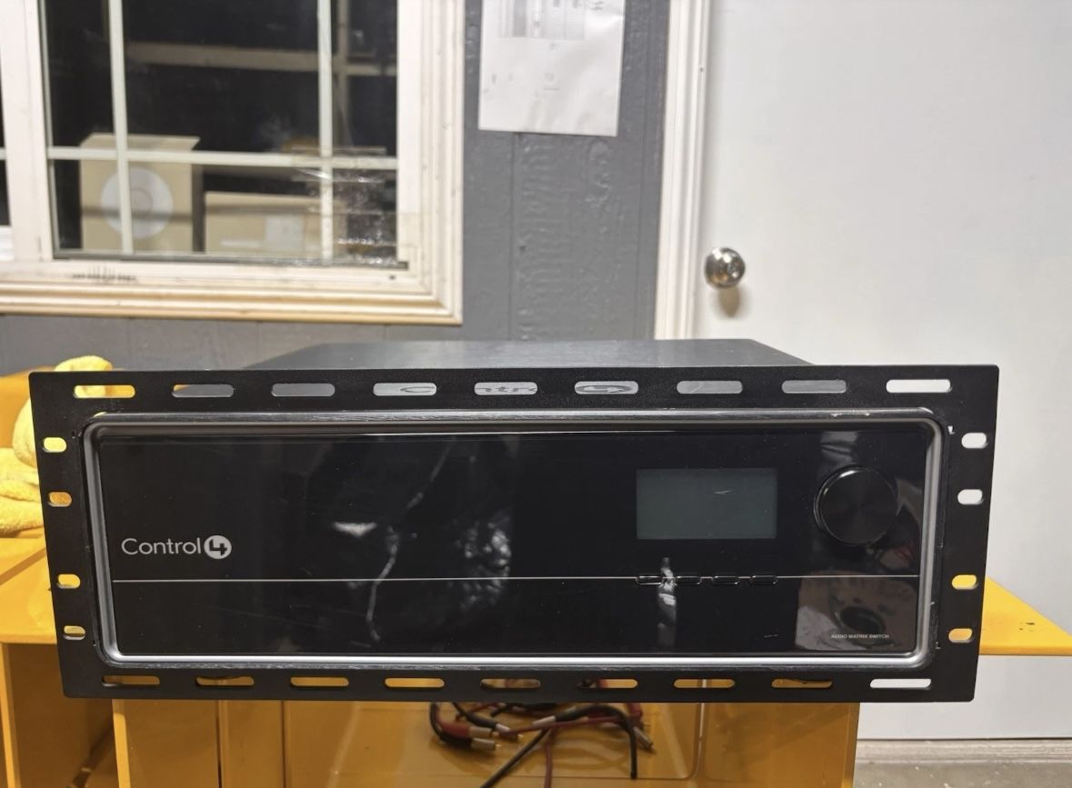 Control 4 C4-16S2-E-B 16-Channel Audio Matrix Switch