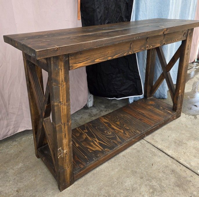 Entry Table / Console Table