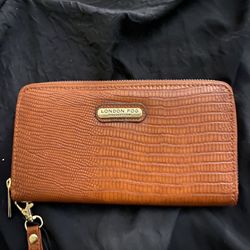 London Fog Woman’s Wallet