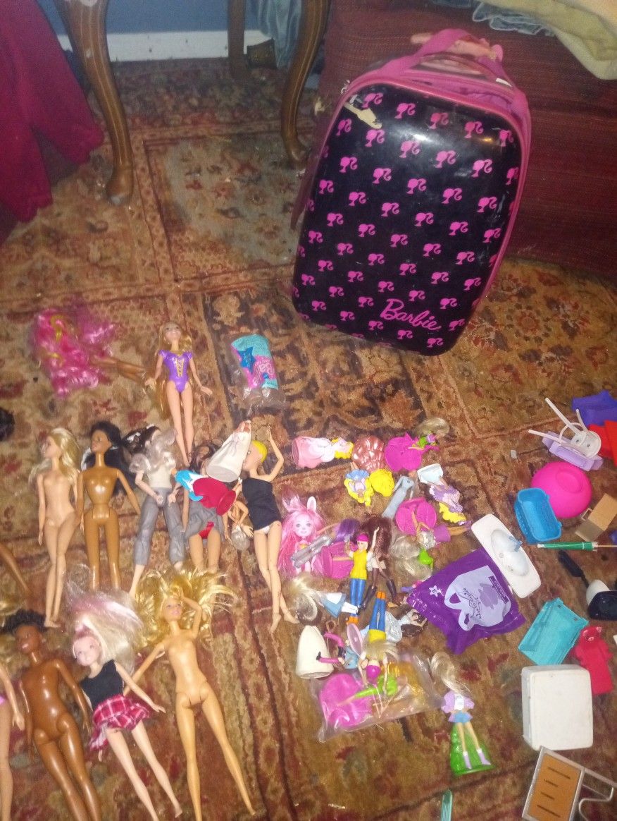Barbie Bundle .all For One Price.vintage Furniture.accessories.dishes.pets.and Vintage Rolling Carrying Case