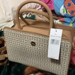 Tommy Hilfiger Crossbody Purse