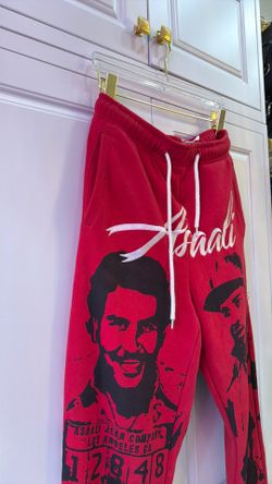 Asaali sweats red