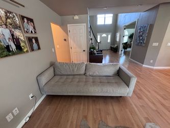 Article Couch