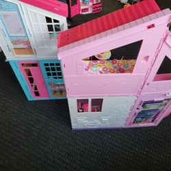 Barbie Estate Malibu House