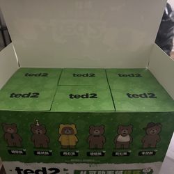 Ted 2 Pop Mart 