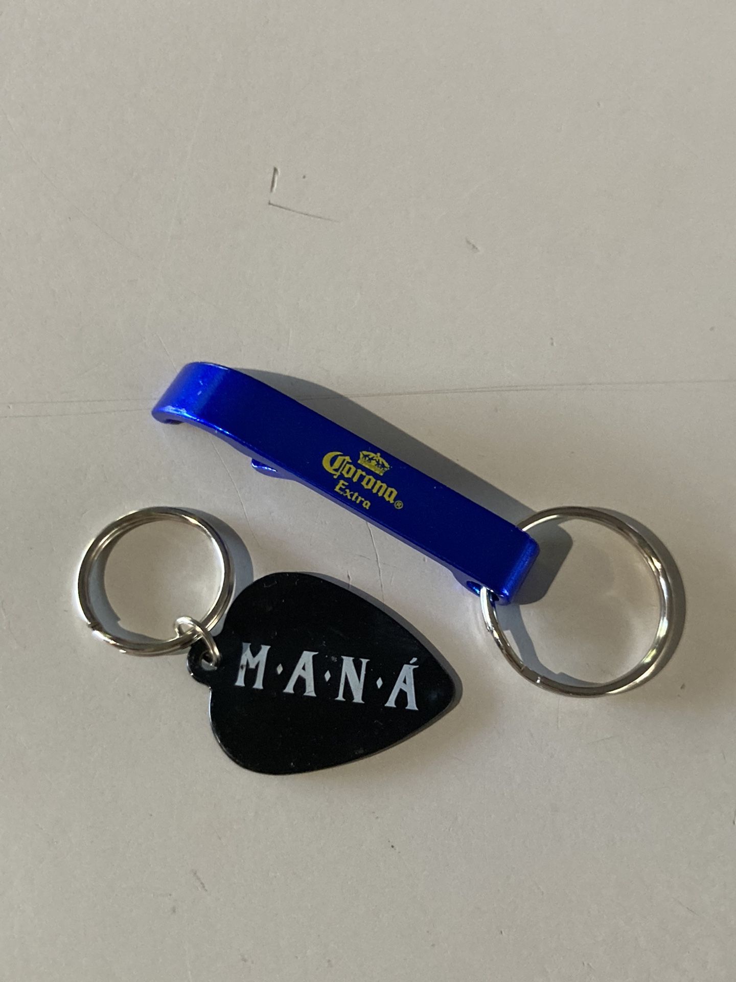 Corona Extra Beer Bottle Opener & Corona Mana Metal Guita Pick Key Chain