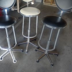 Three Bar Tol good condition asking for 20 for all three