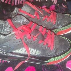  Jordan Spizike Low "Black/Varsity Red" sneaker. 6.5 Youth 