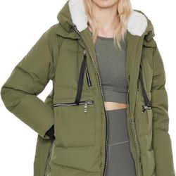 Olive Green Women’s Puffer Jacket