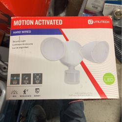 Motion Sensing Security Light. LED 1500 Lumens