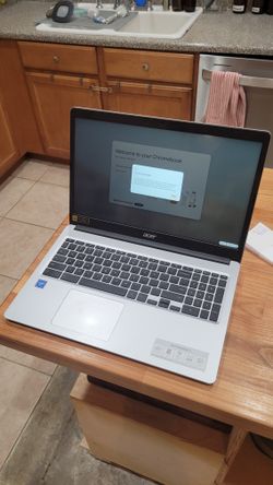Chomebook 315 Laptop
