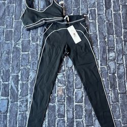 alo yoga black set size 2 womens