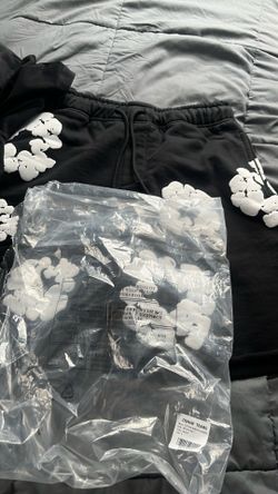 Denim tear shorts brand new never worn $100 size small