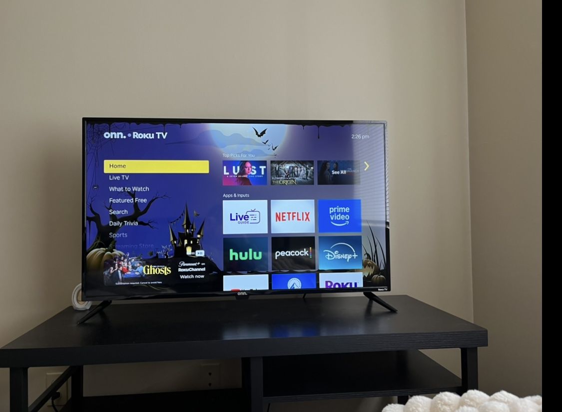 43” Roku Tv + Target Stand