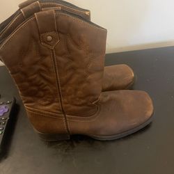 Brown Boots Size 2 Or 3 Boys