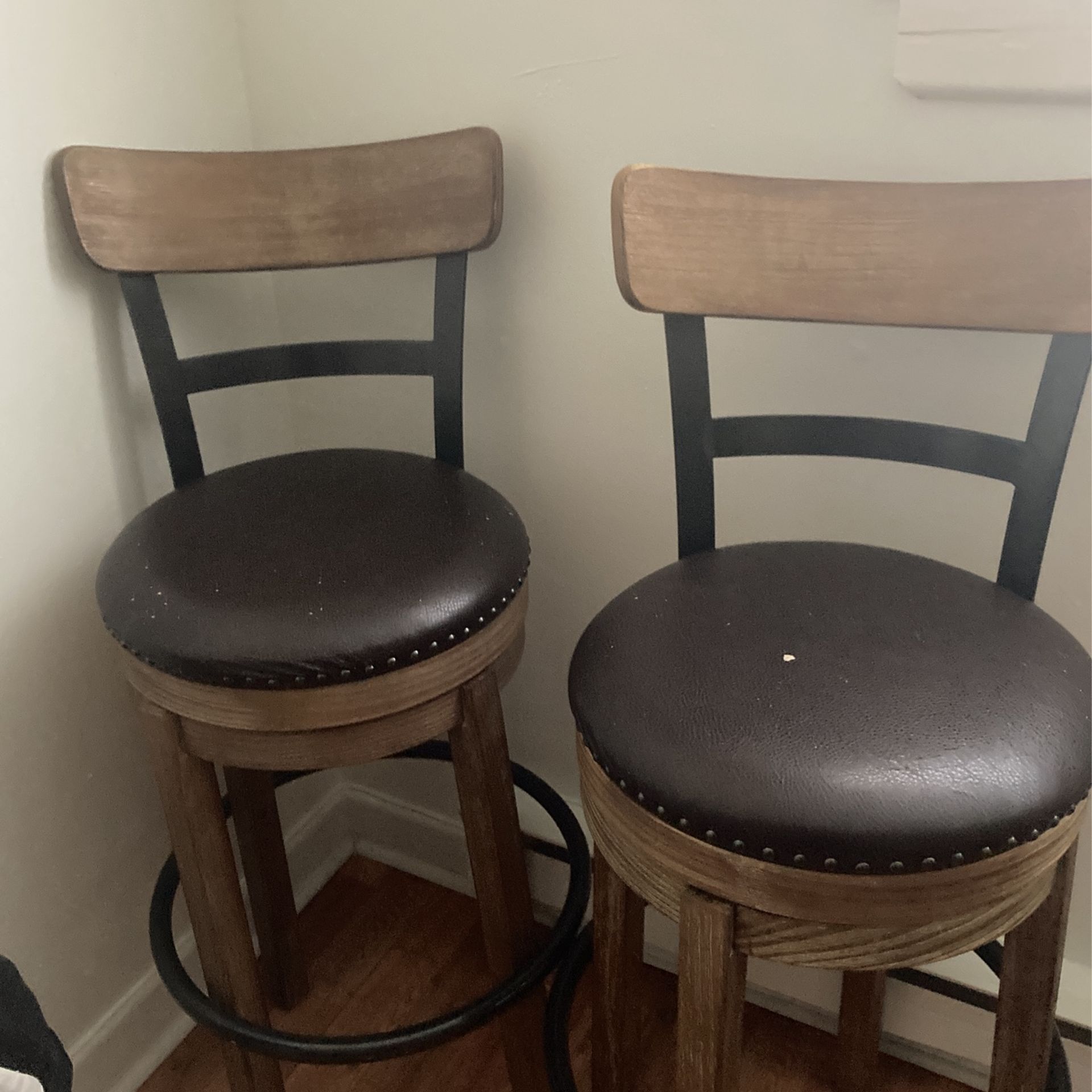 Bar Stool Set