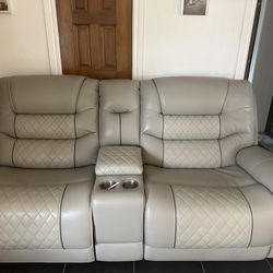 Large sectional , Light Grey 