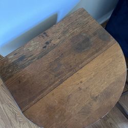 Foldable Side Table Perfect For A Side Table (Easy To Refurbish)
