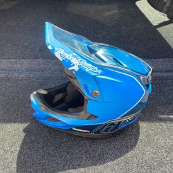 Troy Lee D4 XS