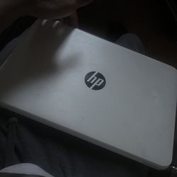 White HP Laptop 