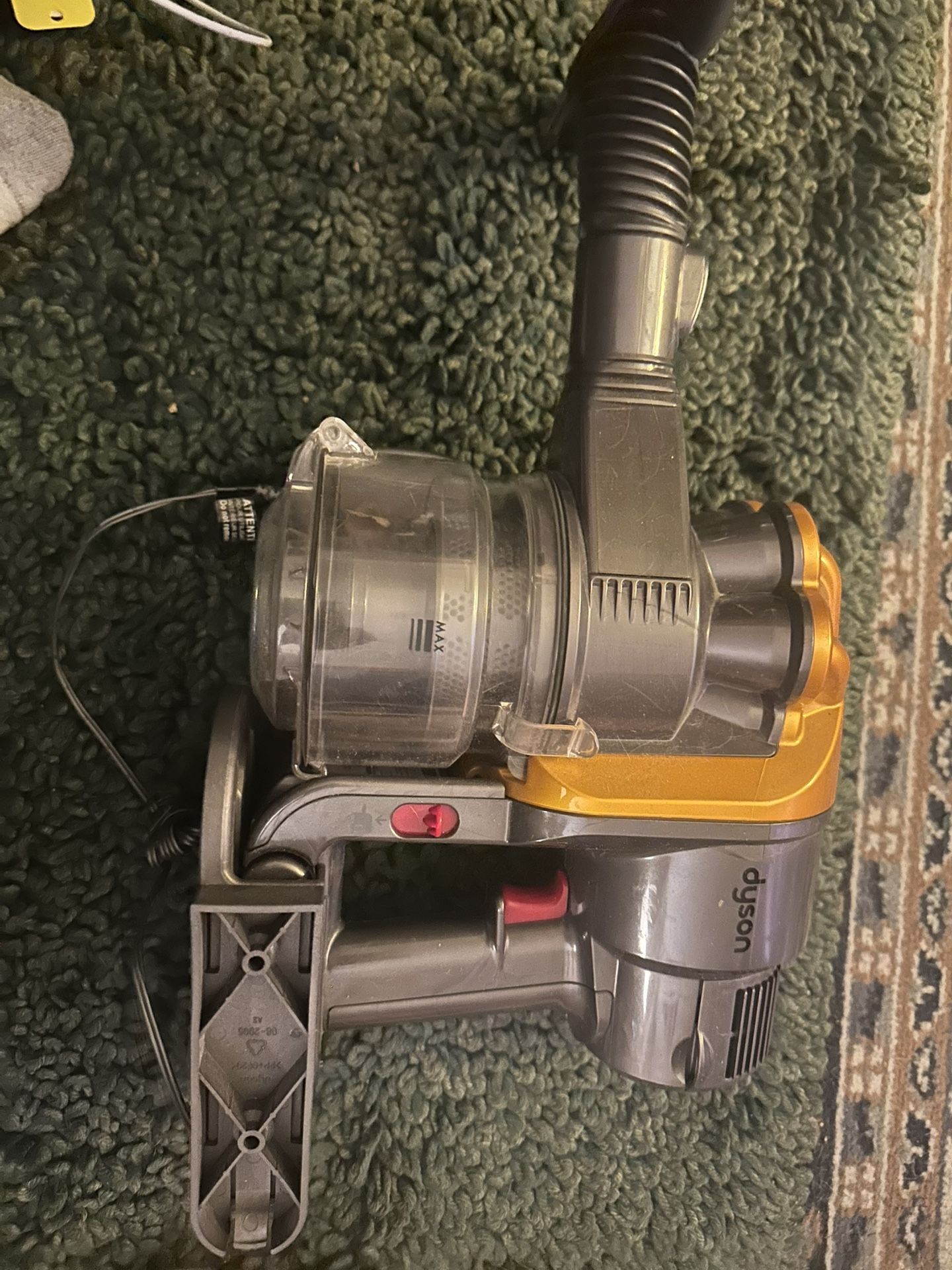 Dyson vac