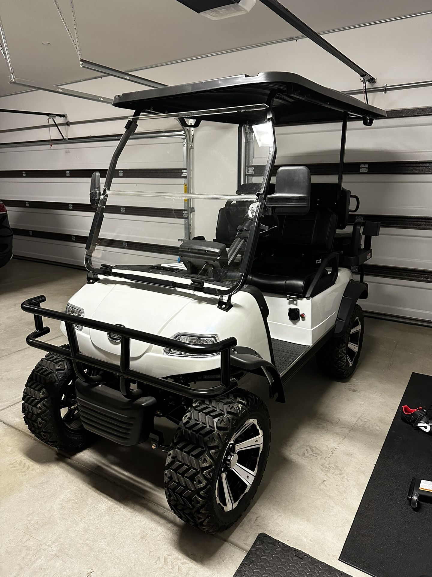 2022 Evolution Forrester 4 Plus Golf Cart